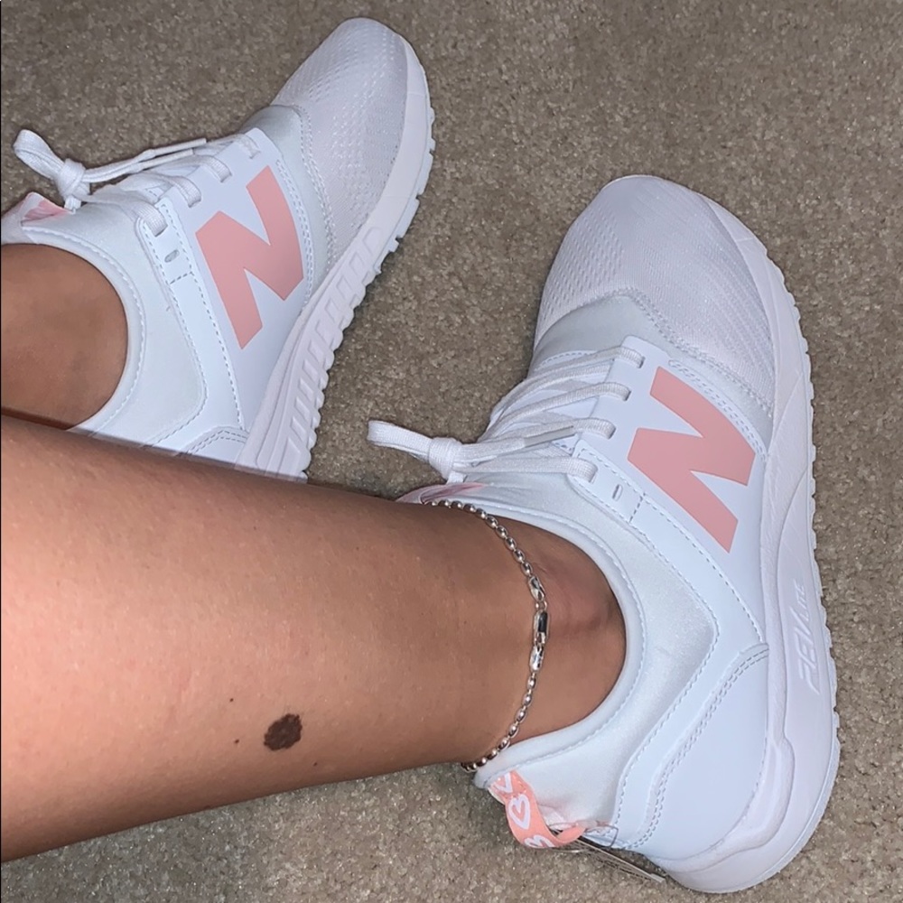 New balance shoes
